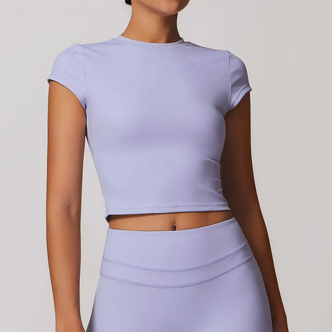 ☀️ SISU AeroFlex Yoga Top – Lightweight Activewear for Movement & Mindset