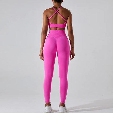 Sisu Empower Seamless Set